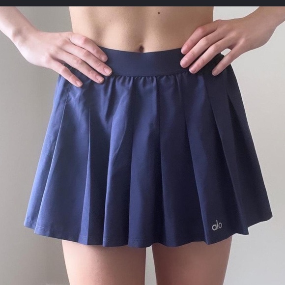 ALO Yoga Pants - ALO Women's Blue Varsity Pleat Tennis Pickleball Golf Skort Size XS